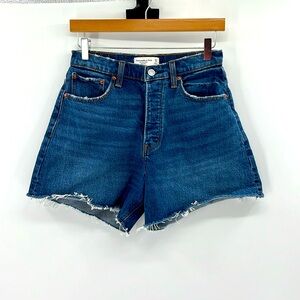 Abercrombie & Fitch The Dad Short High Rise Curve Love - Medium Wash - 27/4